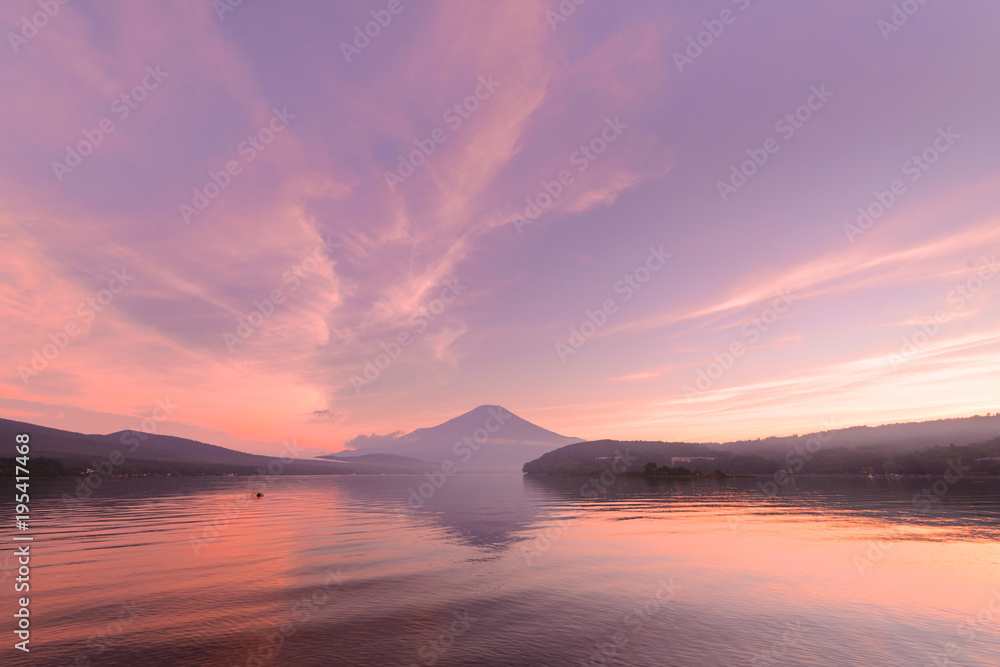 夕暮れの富士山 夕暮れの富士山