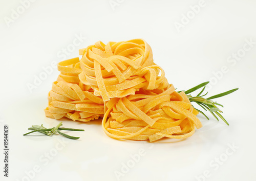 dried ribbon pasta