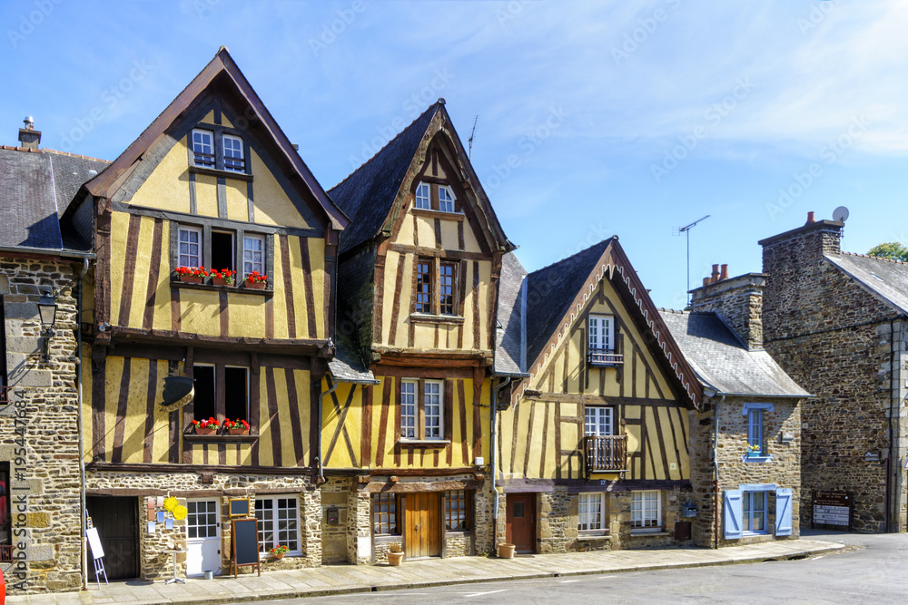 Fachwerk auf Französisch: Fachwerkhäuser im Marchix-Viertel von Fougères Fachwerk auf Französisch: Fachwerkhäuser im Marchix-Viertel von Fougères