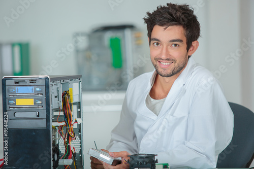 computer hardware technician