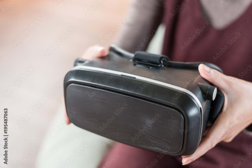 woman using vr woman using vr