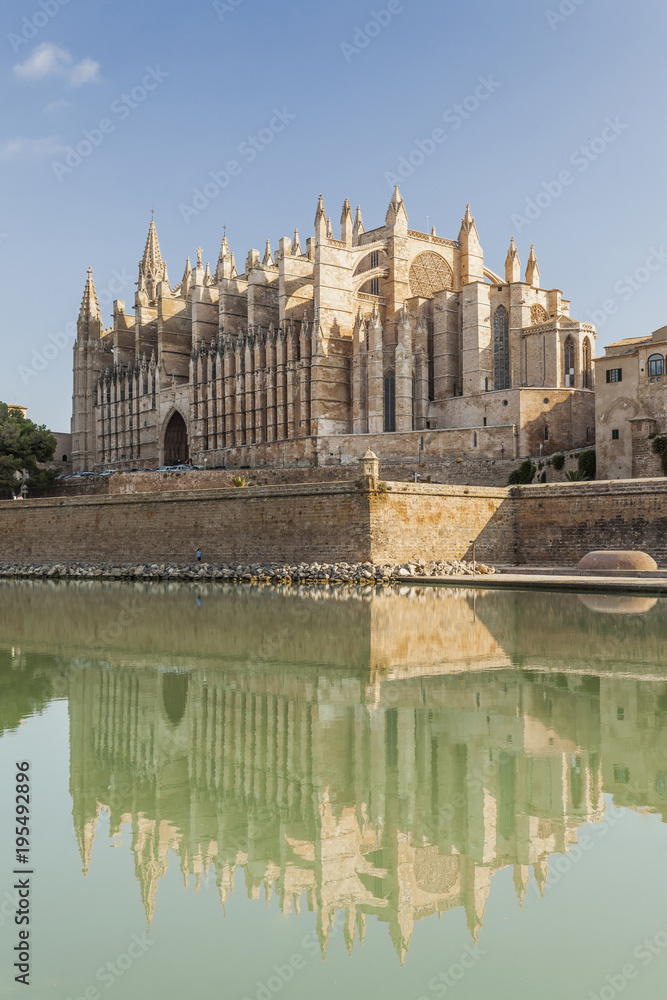 Cathedral or La Seu, reflection in pond. Balearic Islands, Palma de Mallorca.Spain.