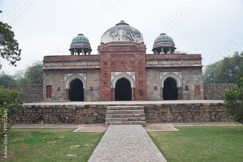 Mosque at Isa Khan's Tomb, Delhi, Northern India