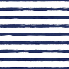 Fototapete Horizontale Streifenmuster Maritime Pinselstreifen Blau Weiß  © Tani Kuzminka