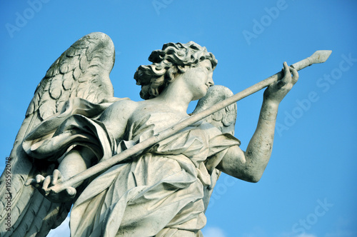 Obraz na plátně Statue of angel holding the holy lance