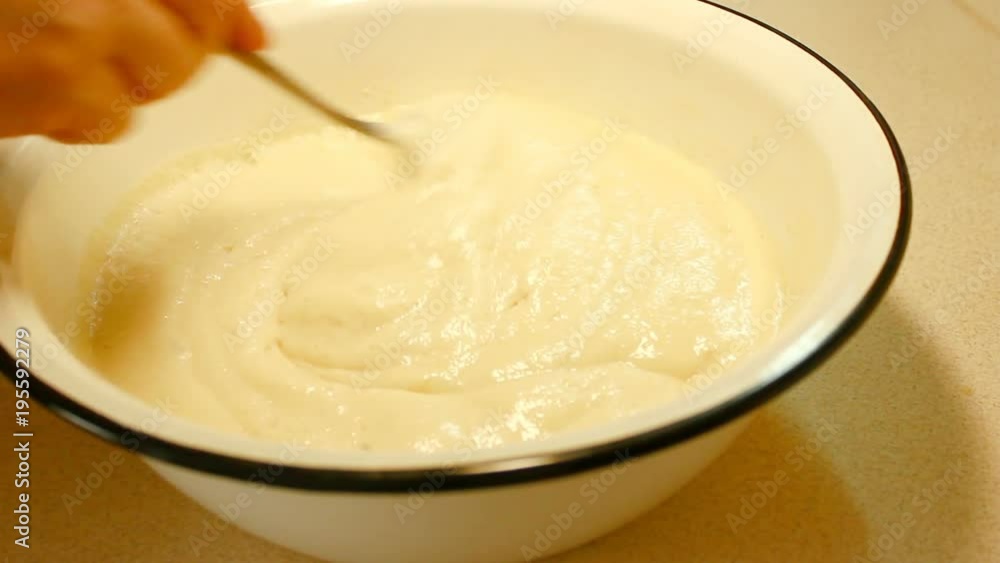 Ferment, preparation of yeast dough. Ferment, preparation of yeast dough.