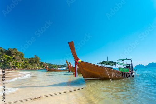 boat and beautiful blue ocean © fotofabrika