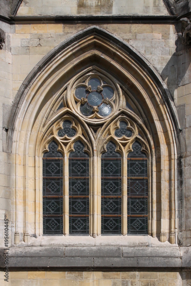 Sint-Quintinuskathedraal, Hasselt, Vlaanderen, gotisches Fenster