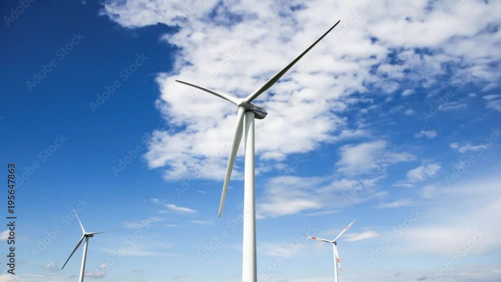 Wiatraki energetyczne, zielona energia, chmury, wiatrak Wiatraki energetyczne, zielona energia, chmury, wiatrak