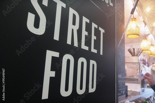 Bild auf Leinwand Food truck