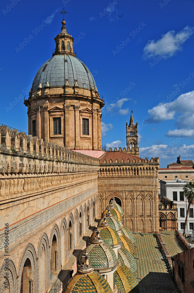 Tetti e cupole della cattedrale di Palermo - Sicilia