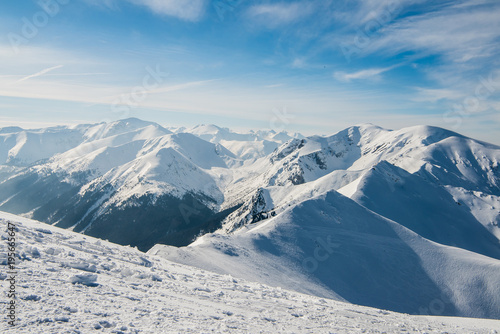 Górski krajobraz zimowy - Tatry