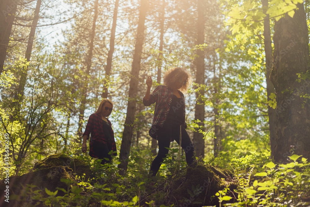 Girlfriends in nature Girlfriends in nature