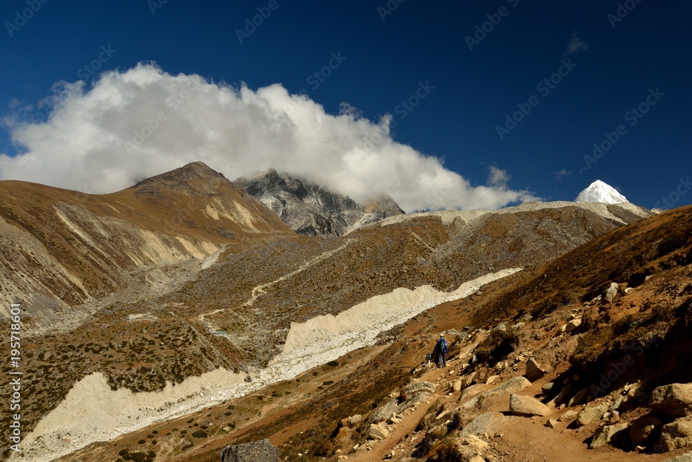 View of Mt. Awi Peak, Mt. Louche, Mt. Changri and Mt. Pumori, Thokla Pass, Solukhumbu District, Sagarmatha Zone, Himalayas, Nepal, Asia