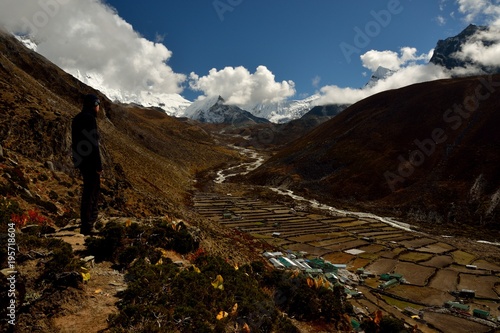 View of Mt. Lhotse and Mt. Imja Tse (Island Peak), Dingboche, Pheriche, Solukhumbu District, Sagarmatha Zone, Himalayas, Nepal, Asia