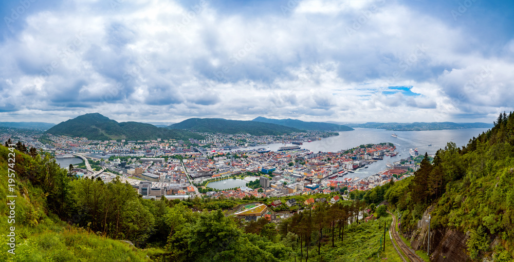 Fototapeta premium Bergen is a city and municipality in Hordaland on the west coast of Norway. Bergen is the second-largest city in Norway.