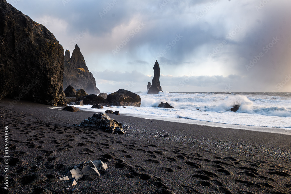 Fototapeta premium plaża wulkaniczna reynisfjara, islandia