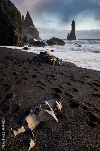 Foto reynisfjara volcanic beach, iceland