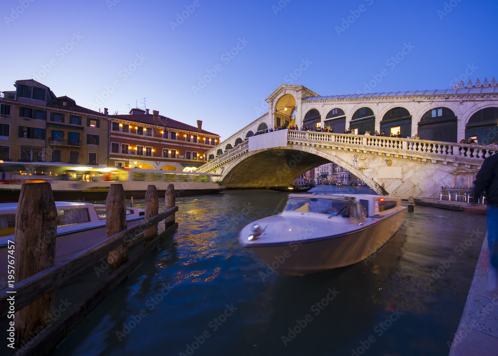 Venice at night. view of Rialto Bridge