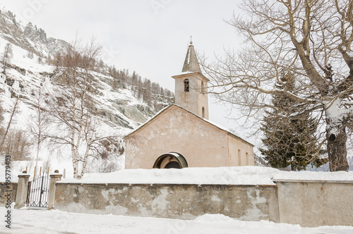 Sils, Sils Maria, Segl, Dorf, Engadiner Dorf, Kirche, Baselgia, Engadin, Oberengadin, Alpen, Graubünden, Winter, Wintersport, Langlauf, Schweiz © bill_17