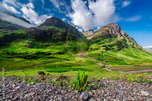 Green mountains in Glencoe ...
