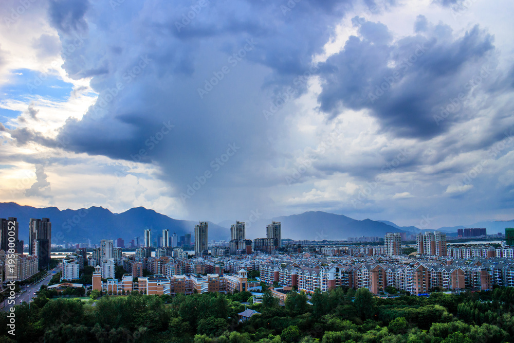 Fototapeta premium Partly rained city scenery