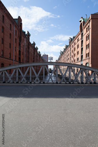 Hamburg Brücken © AlexHeise.Design