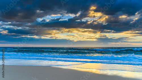Sunrise Seascape © Merrillie