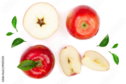 Fototapeta Naklejka Na Ścianę i Meble -  red apples with slices and leaves isolated on white background top view. Set or collection. Flat lay pattern