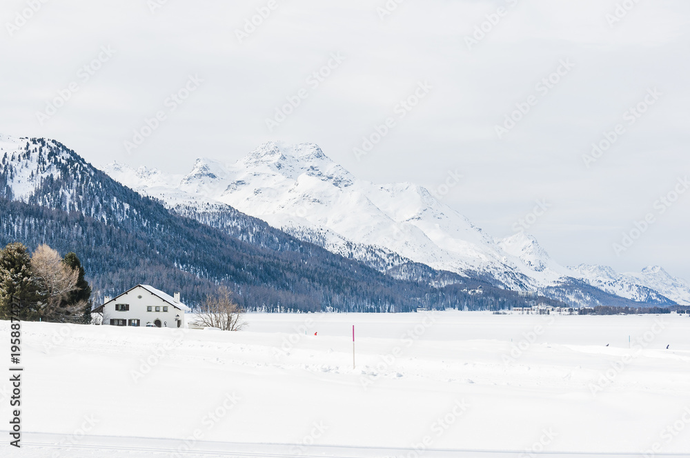 Surlej, Dorf, Corvatsch, Piz Corvatsch, Bergbahn, Piz da la Margna, Alpen, Winter, Wintersport, Oberengadin, Graubünden, Schweiz
