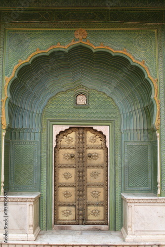 ancient colorful door in jaipur rajastan india © Tetiana