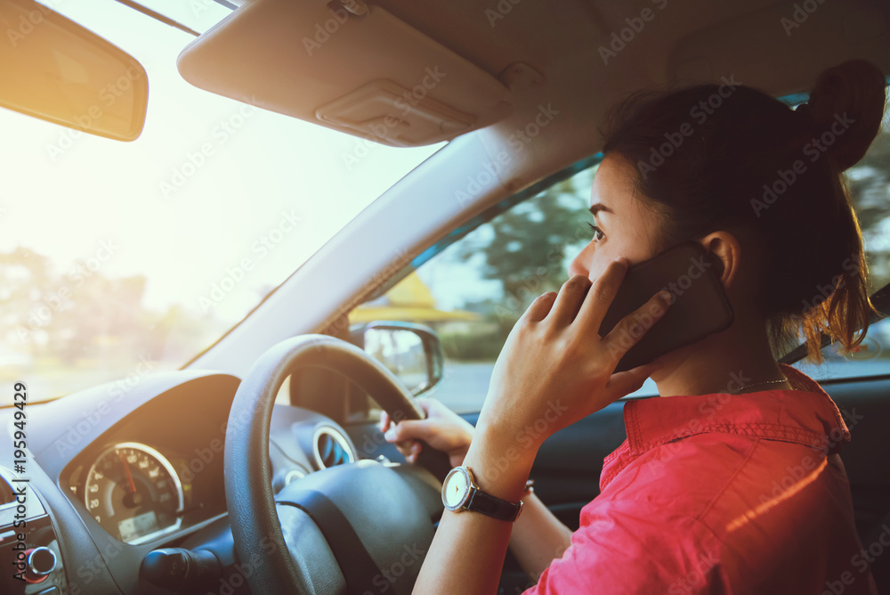 Fototapeta premium Asian women travel relax in the holiday. drive a car