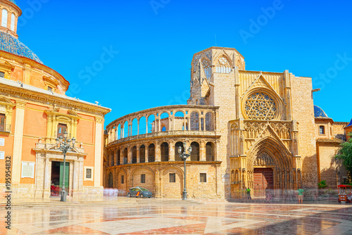  Square of the Virgin Saint Mary,Valencia Cathedral, Basilica of