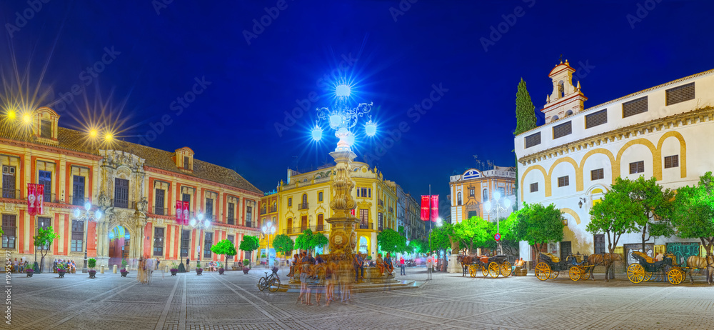 Square Virgin of the Kings (Plaza Virgen de los Reyes) and monum