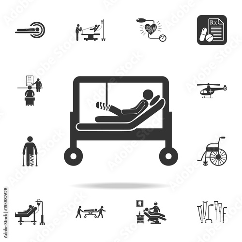 patient broken leg in hospital illustration icon. Detailed set of medicine element Illustration. Premium quality graphic design. One of the collection icons for websites