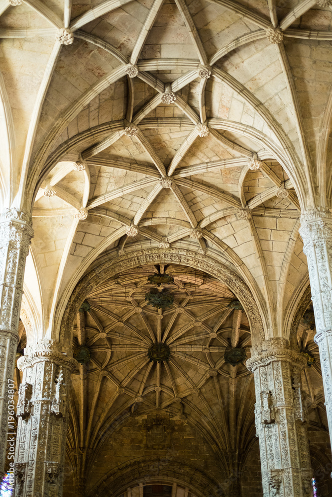 Beautiful architecture details in Jeronimos monastery, Lisbon Beautiful architecture details in Jeronimos monastery, Lisbon