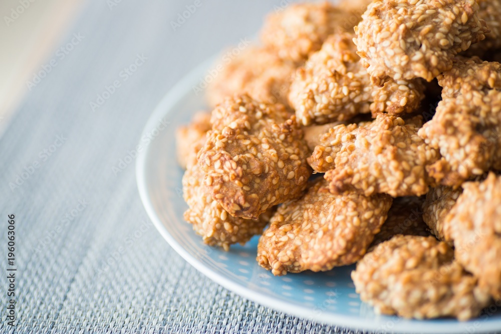 Delicious homemade sesame honey cookies Delicious homemade sesame honey cookies