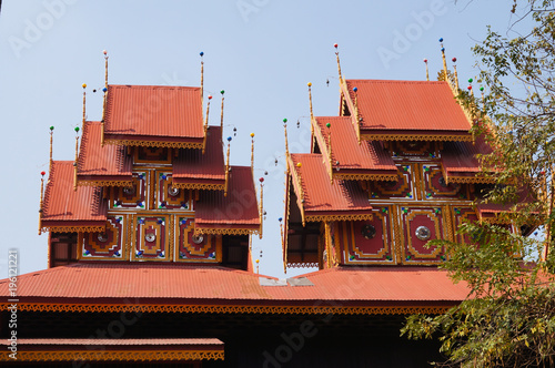 Wallpaper Mural Wat Sri Rong Muang has the most beautiful teak wood vihara in Lampang. Torontodigital.ca