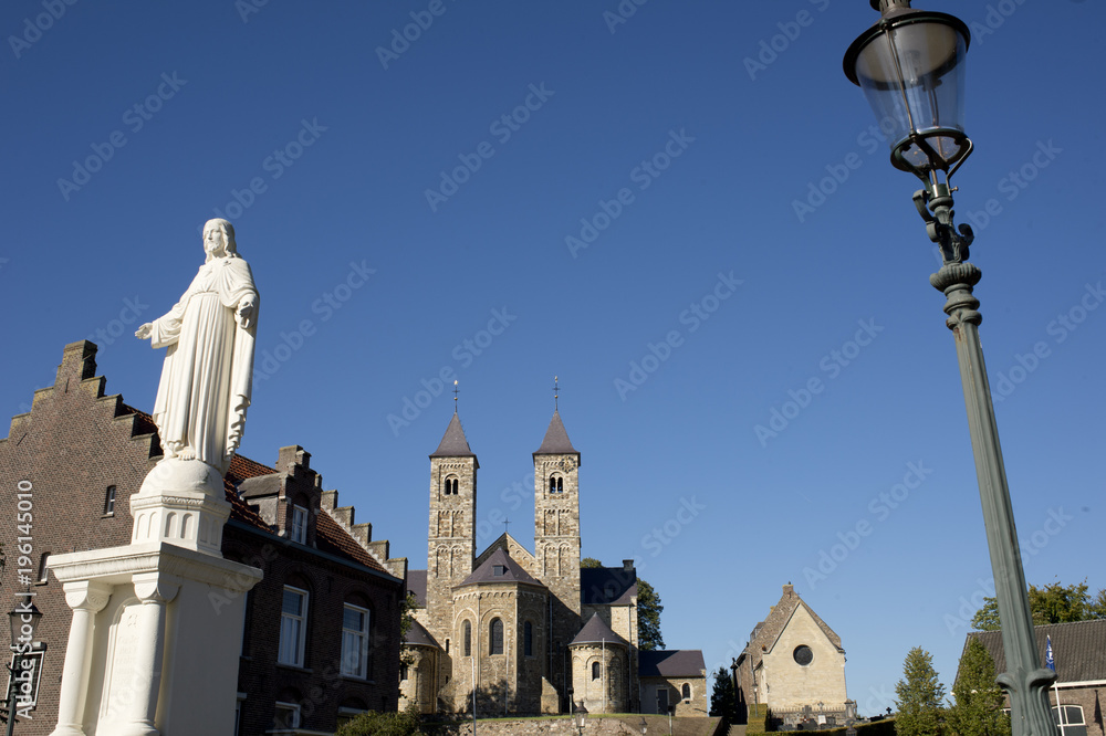 De Basiliek van de H.H. Wiro, Plechelmus en Otgerus te Sint Odiliënberg in het bisdom Roermond. De Basiliek van de H.H. Wiro, Plechelmus en Otgerus te Sint Odiliënberg in het bisdom Roermond.