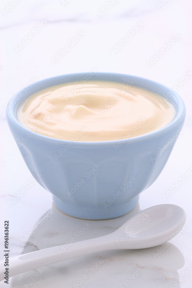 Fresh peach yogurt Fresh peach yogurt
