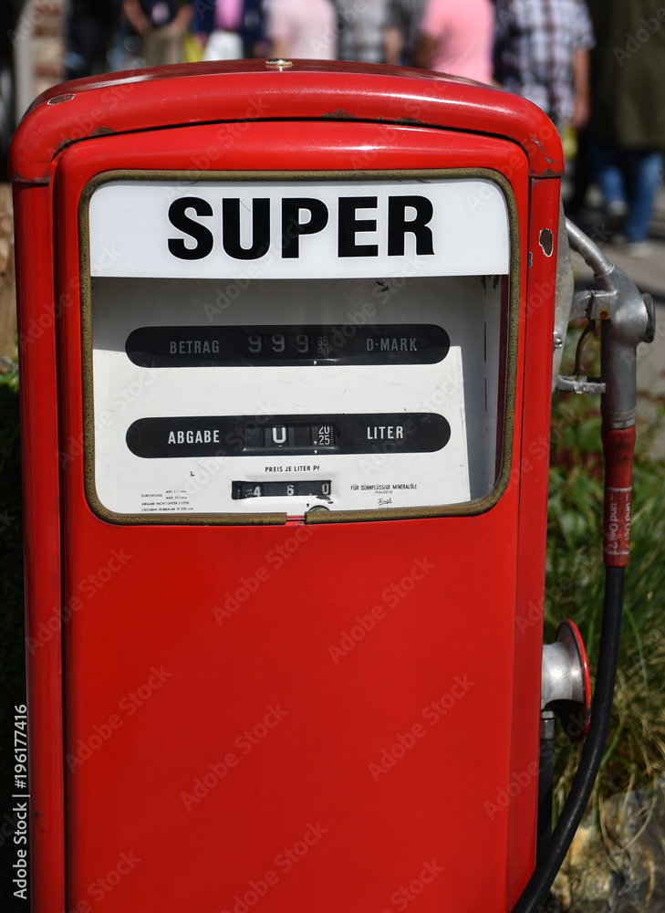 Fototapeta premium Tanksäule