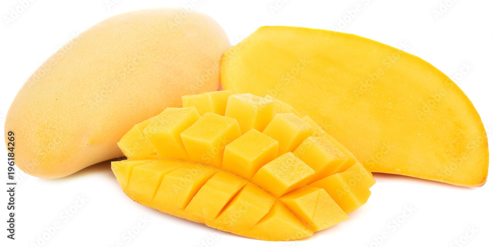 Fototapeta premium mango fruit isolated on white background