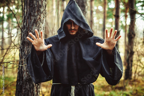 Foto warlock pointing finger