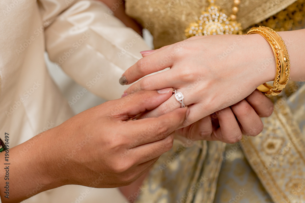 Ring ceremony hand clearance