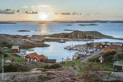 Abendstimmung auf der schwedischen Schäreninsel Ramsö,Westschären photo