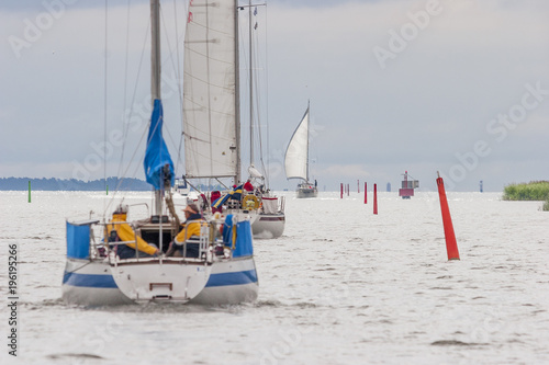Reger Verkehr im Fahrwasser...