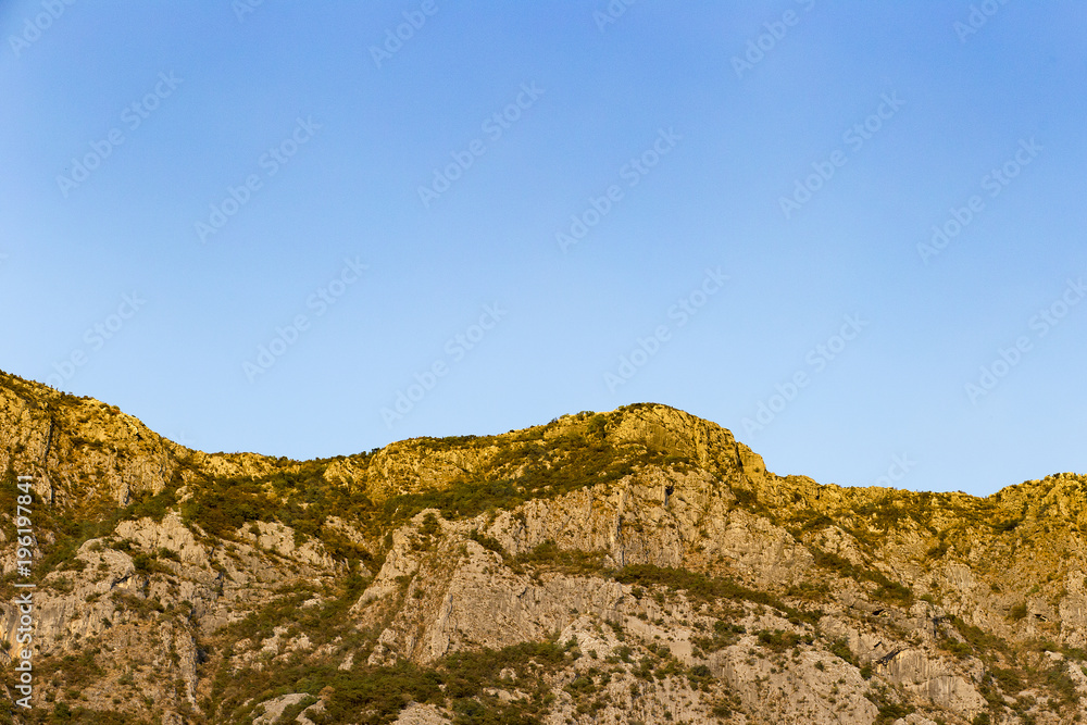 the mountains and the sky, the sunset reflected in the mountains