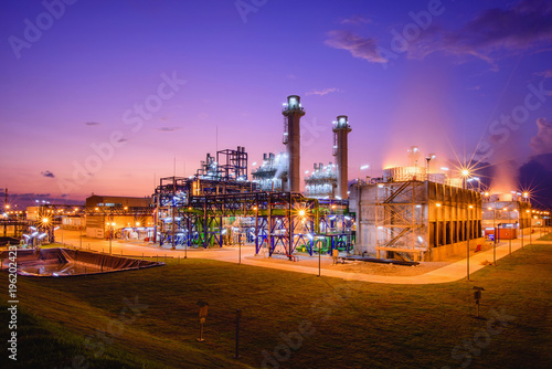 Electric turbine generator in power plant with twilight time