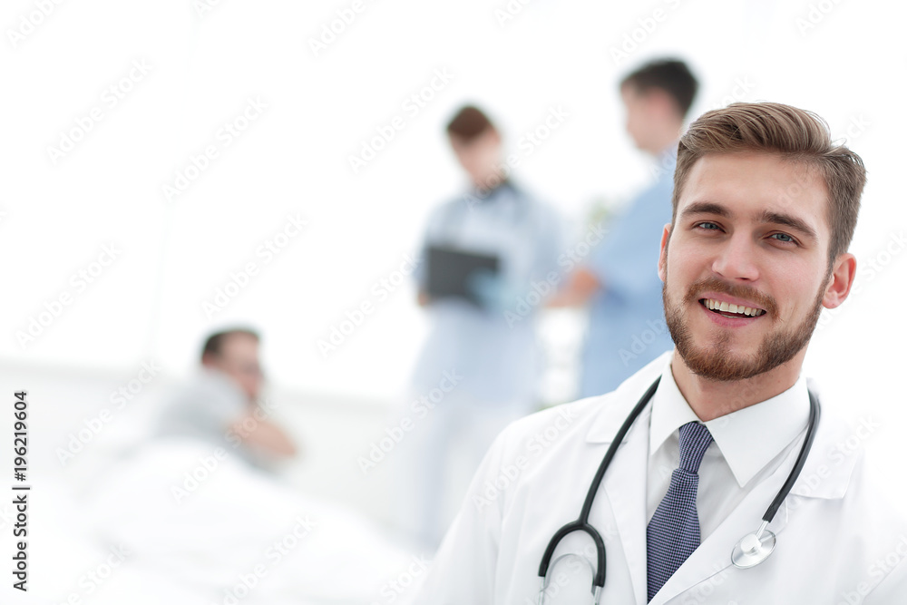 Fototapeta premium smiling doctor on blurred background