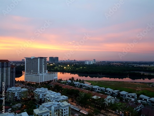 Vászonkép High angle view of serene beautiful pastel sky during sunset overlooking river w